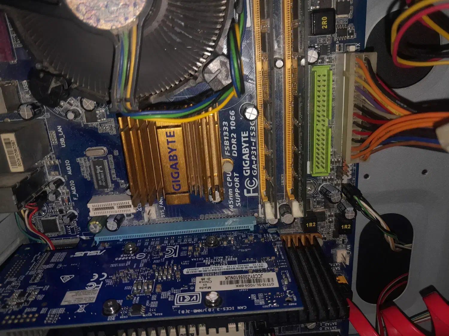 کیس|رایانه رومیزی|گرگان, |دیوار