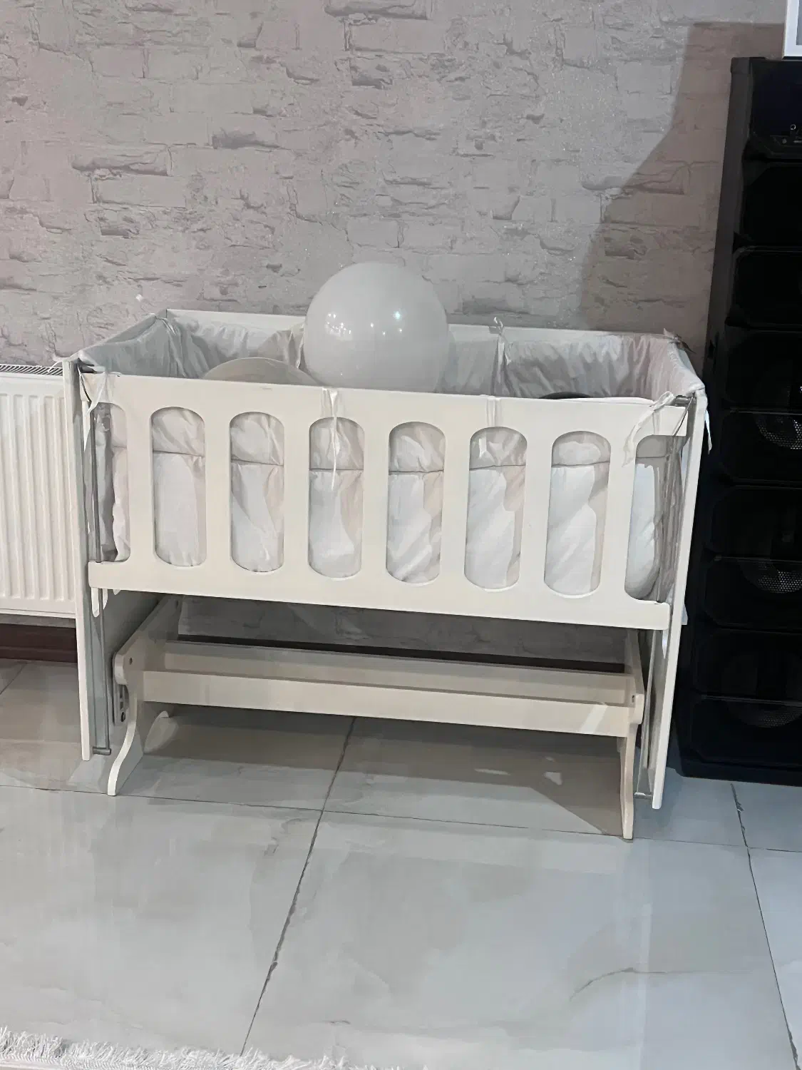 تخت نوزاد و کودک|تخت و صندلی بچه|نسیم‌شهر, |دیوار