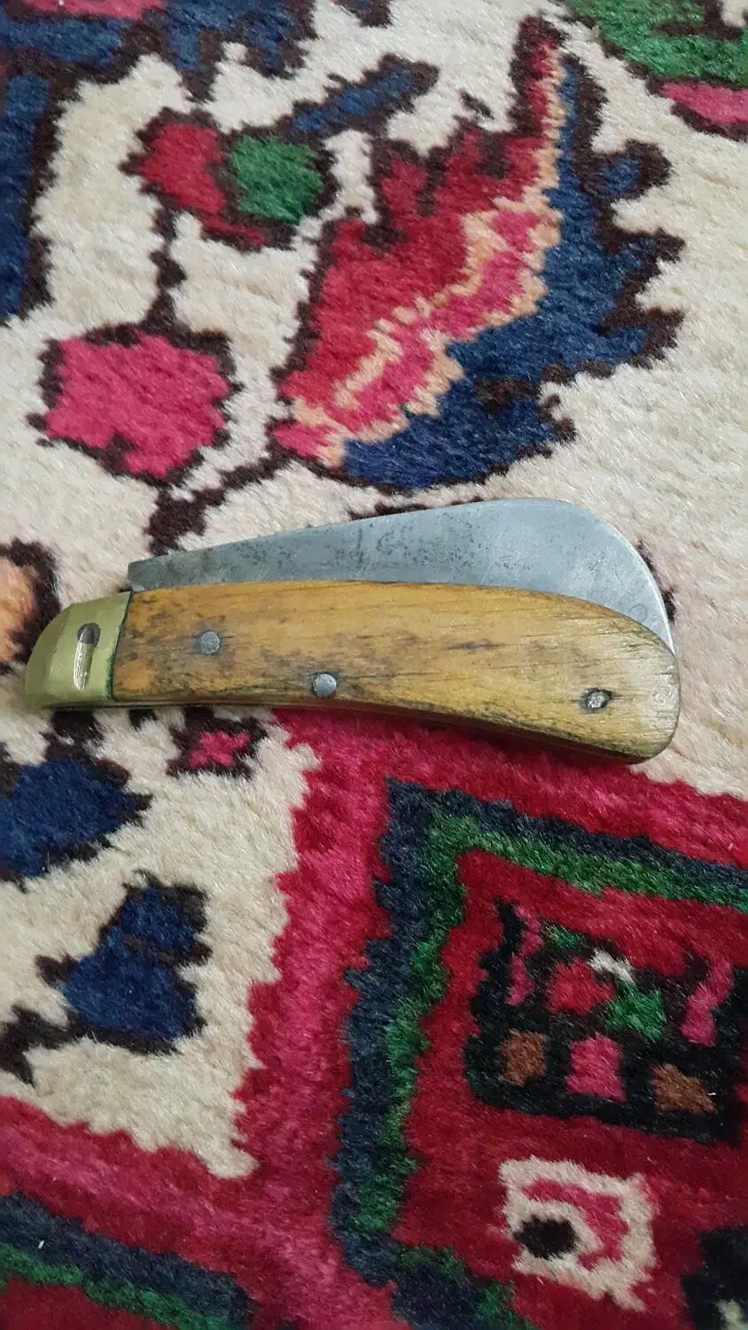 چاقو|کلکسیون اشیاء عتیقه|ملایر, |دیوار