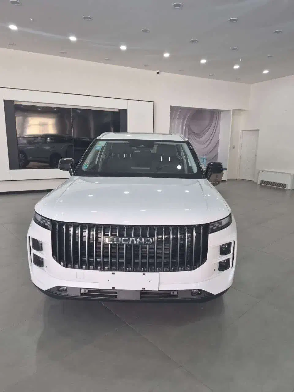 LUCANO L7|خودرو سواری و وانت|اصفهان, محله اسلامی|دیوار