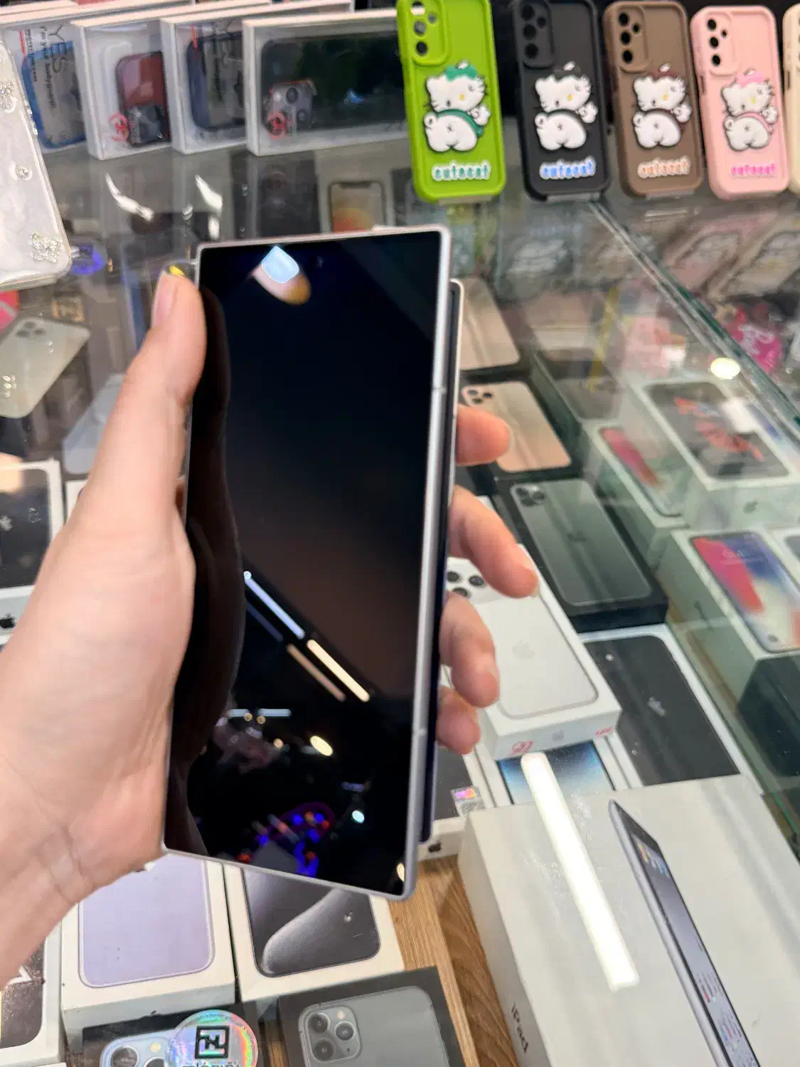 Z fold 7 سفید ۲۵۶ درحد نو|موبایل|مشهد, حسینآباد|دیوار