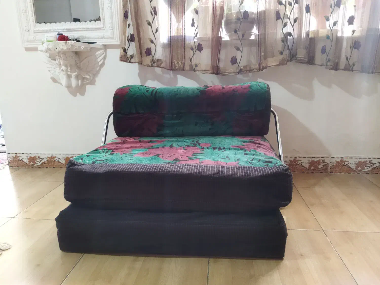 مبل تخت خواب شو نونو|مبلمان خانگی و میز عسلی|مراغه, |دیوار