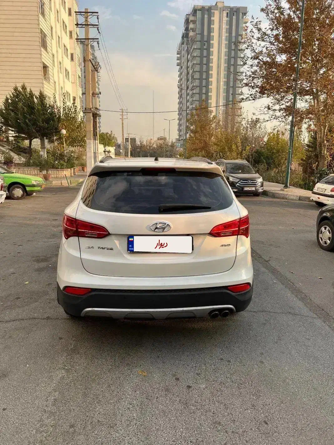 هیوندا سانتافه ۲۰۱۵ دو دف فول سقف پاناروما بی رنگ|خودرو سواری و وانت|تهران, استخر|دیوار