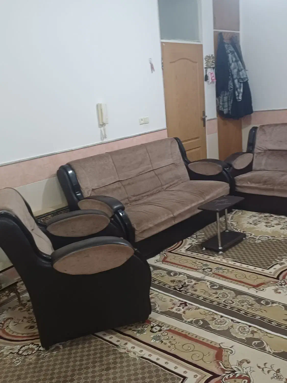 مبل۷نفره|مبلمان خانگی و میز عسلی|قم, ولیعصر|دیوار