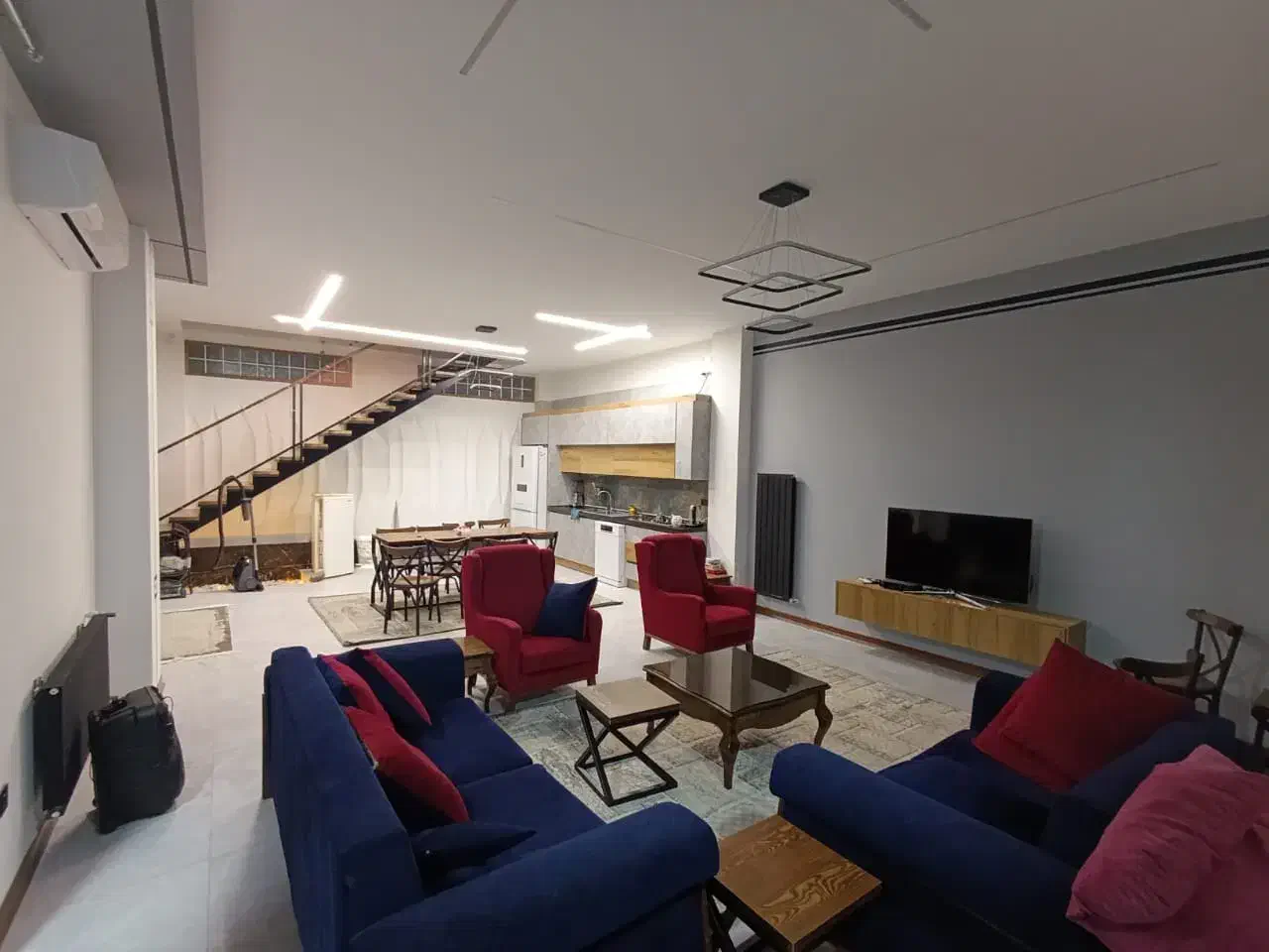 فروش تخصصی باغ ویلا و ملک های صنعتی|فروش دفتر صنعتی، کشاورزی، تجاری|شاهدشهر, |دیوار