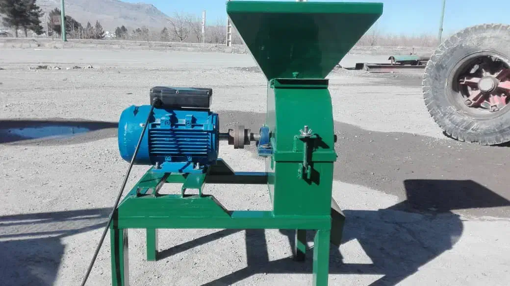 آسیاب، میکسر، بالابر دامداری|ماشینآلات صنعتی|اندیمشک, |دیوار