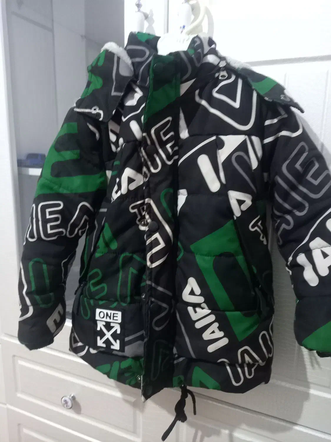 کاپشن بچگانه|کفش و لباس بچه|خمین, |دیوار