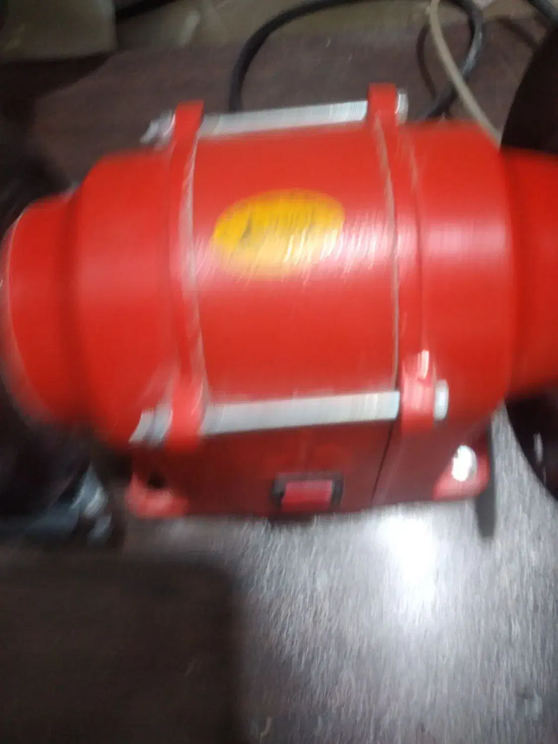 دستگاه سنگ تراشی رو میزی در حد نو|ماشینآلات صنعتی|شوش, |دیوار