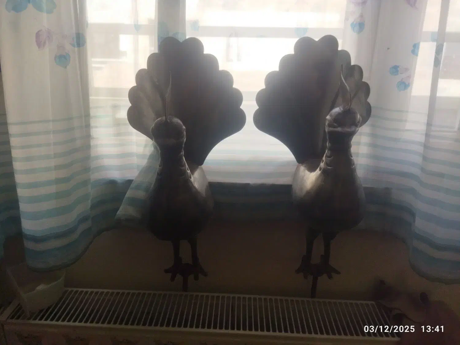 یک جفت حیوان 2پا علم|کلکسیون اشیاء عتیقه|قزوین, |دیوار