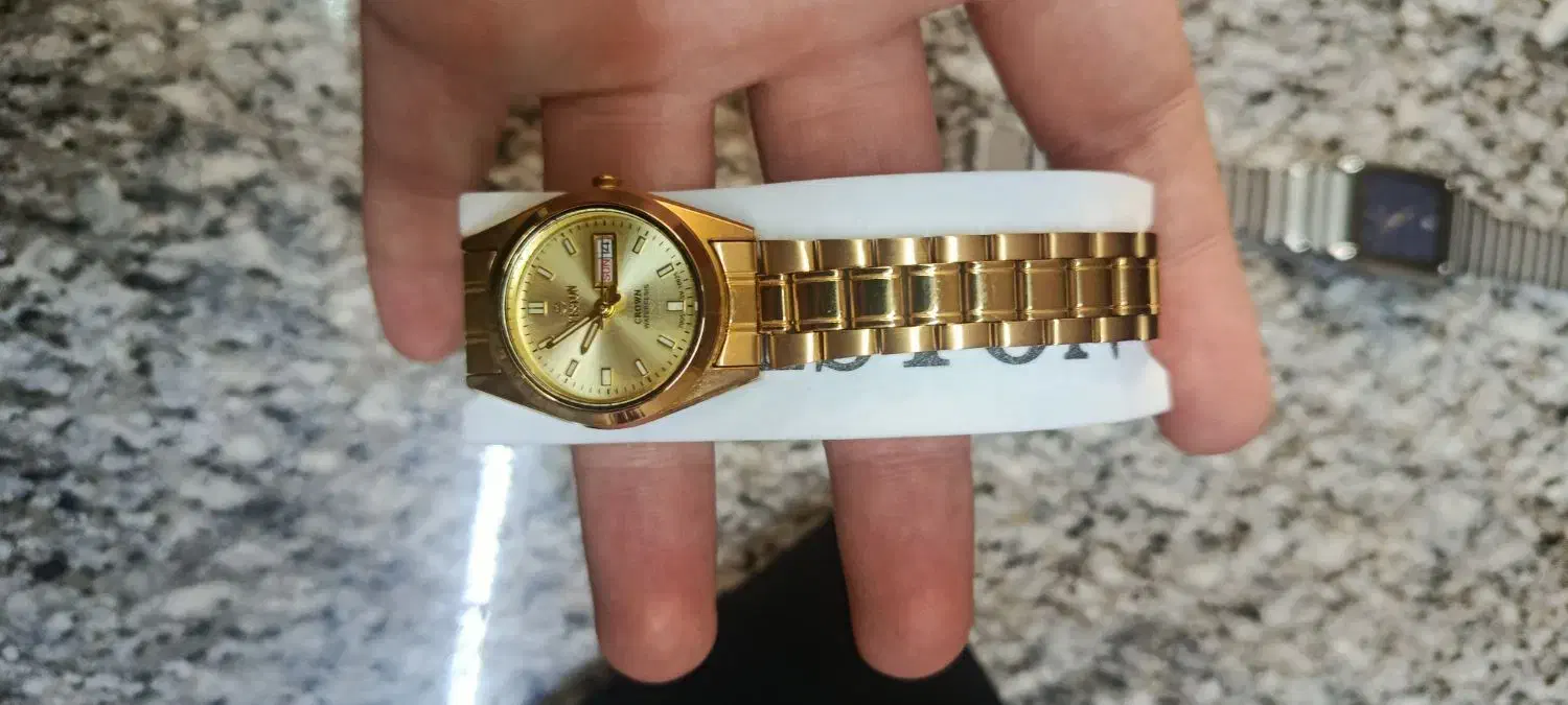 ساعت زنانه سوییس تن|ساعت|زنجان, |دیوار