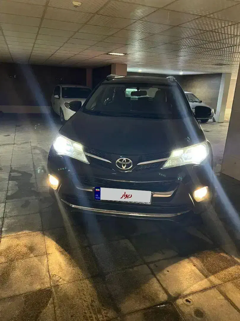 تویوتا راوفور2015مشکی فول عمان فابریک|خودرو سواری و وانت|شیراز, فرهنگ شهر|دیوار