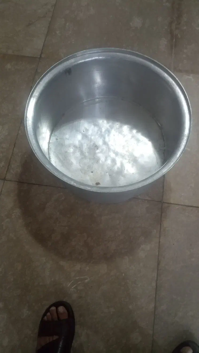 قابلمه|ظروف پخت‌وپز|ری, فیروزآبادی|دیوار