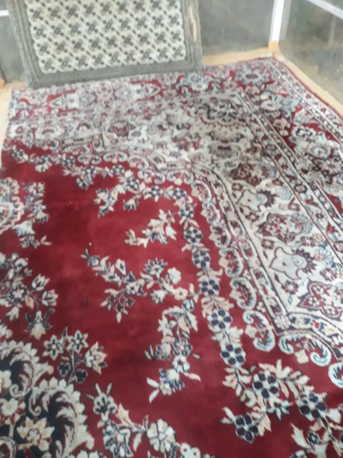 تعدادی پشتی و فرش با سایز های مختلف|پشتی|تویسرکان, |دیوار