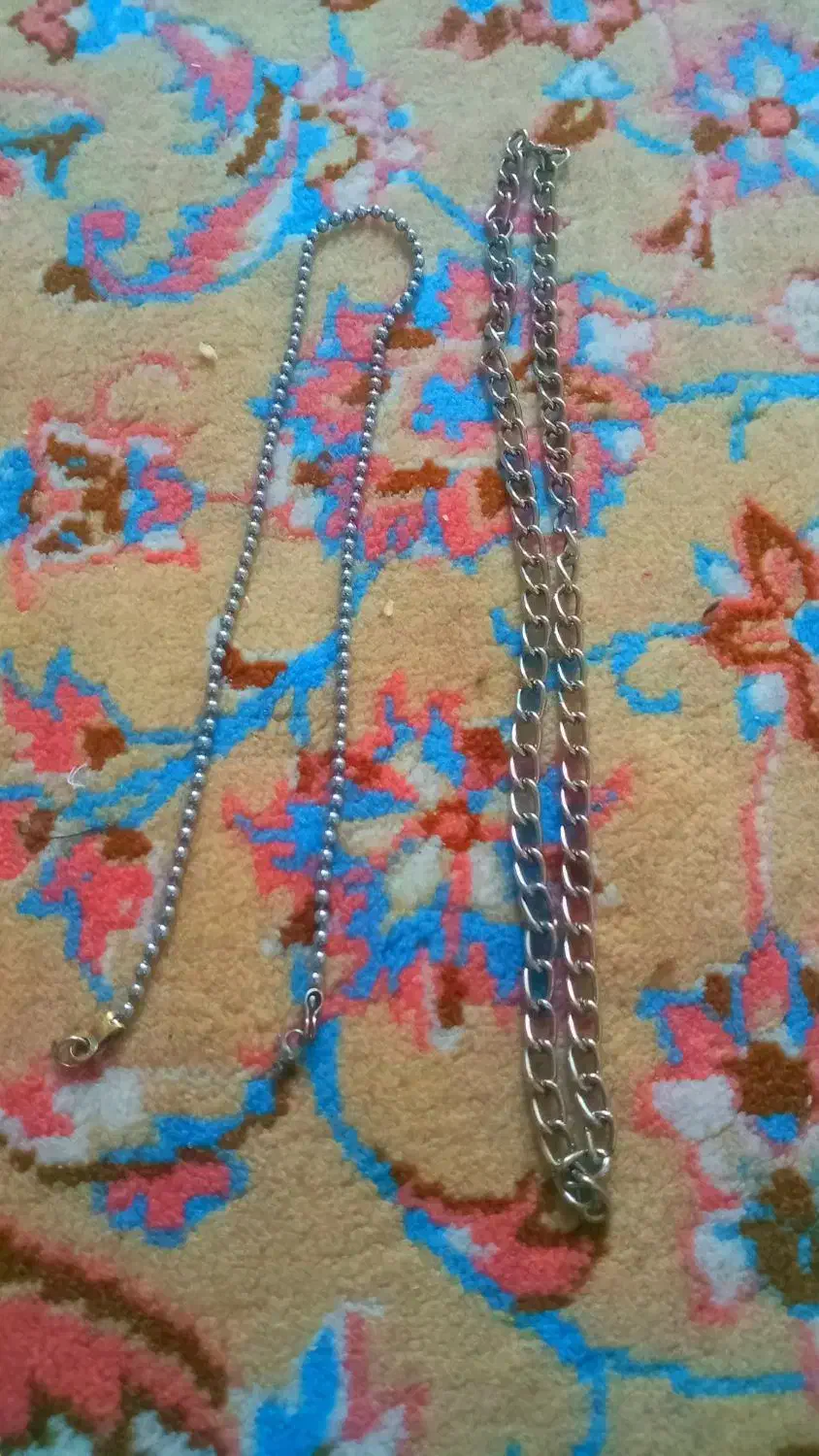 دو عدد گردنبند فقط فقط ۱۰۰ هزار تومن هردو|بدلیجات|ابهر, |دیوار