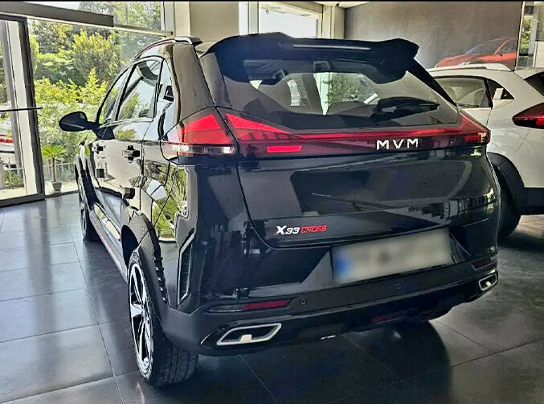 ام وی ام ایکس۳۳ کراس مشکی صفر سفید مدل ۱۴۰۴|خودرو سواری و وانت|تهران, صادقیه|دیوار
