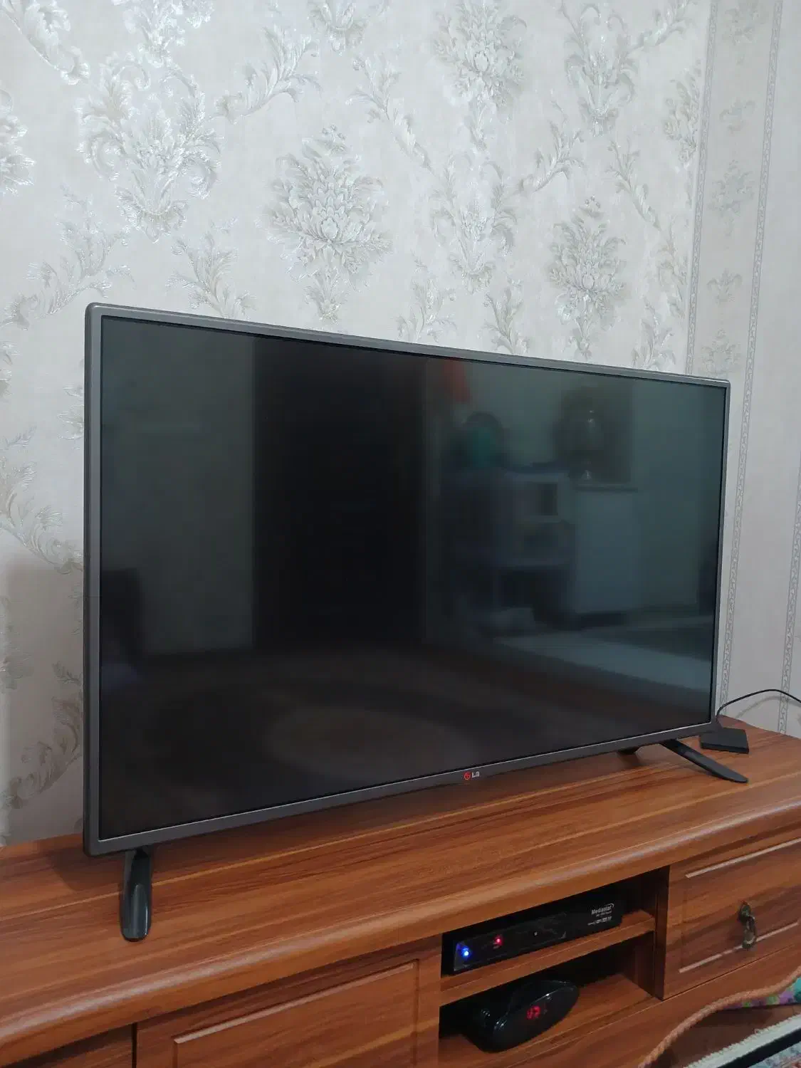 ال ای دی ۴۲ اینچ الجی نو|تلویزیون و پروژکتور|سهند, |دیوار