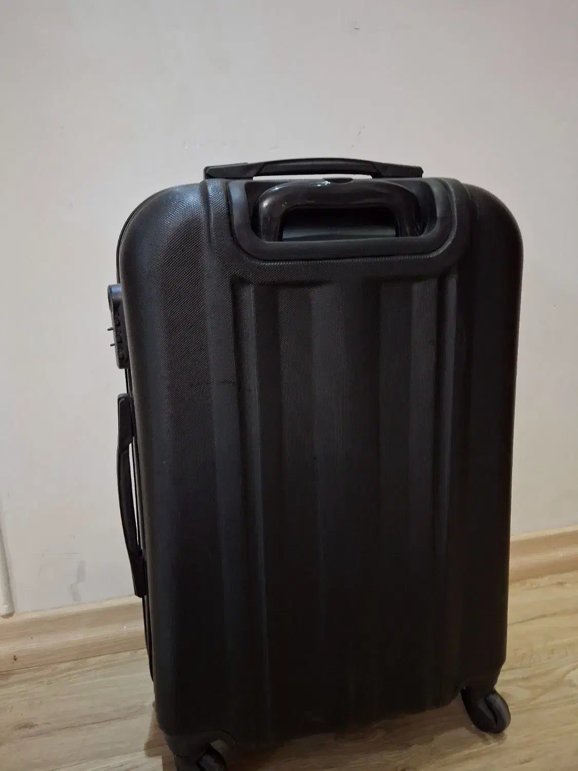 چمدان مارک|کیف، کفش، کمربند|ارومیه, |دیوار