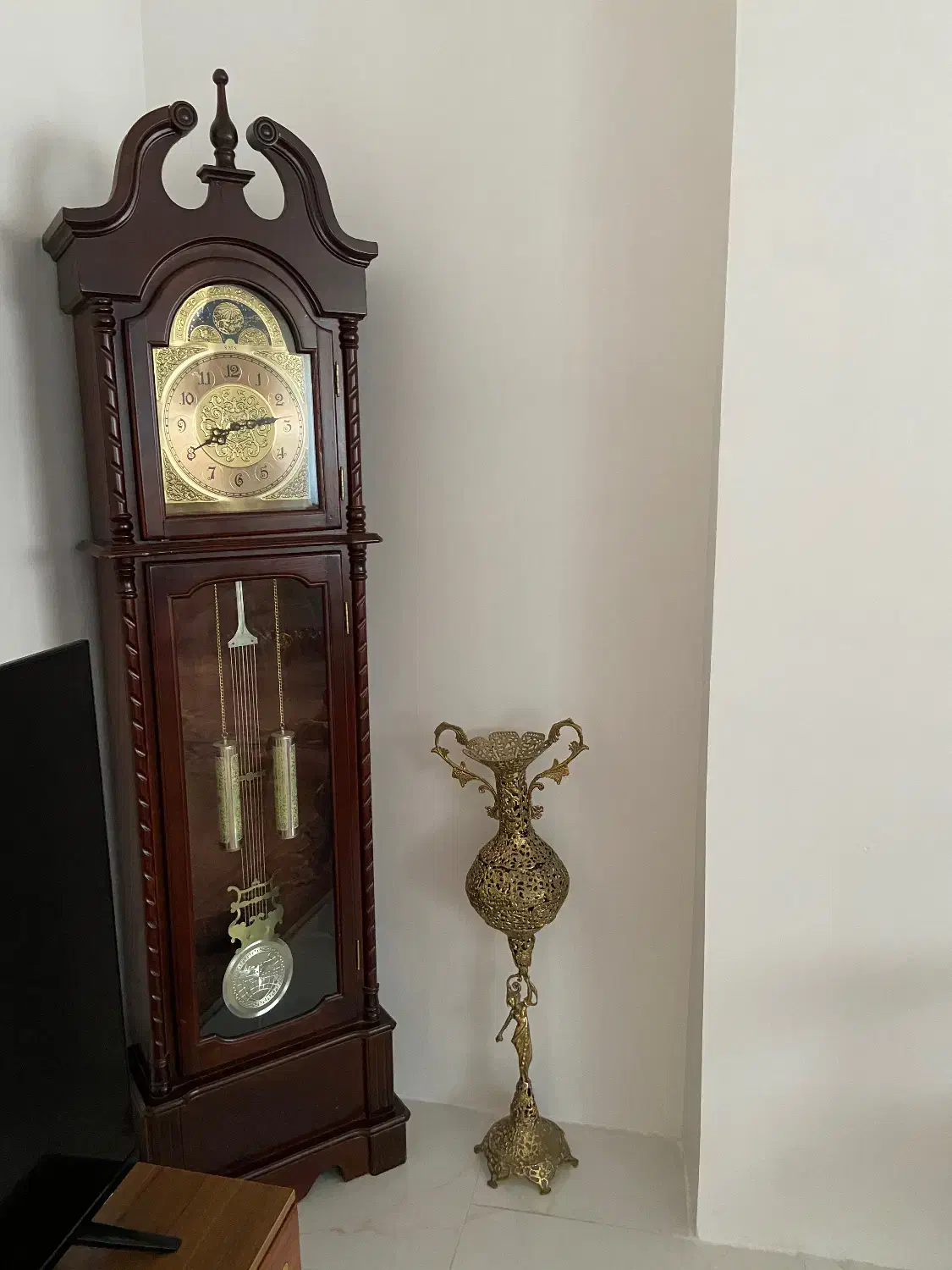 ساعت ایستاده تمام چوب زیبا|ساعت دیواری و تزئینی|اردبیل, |دیوار