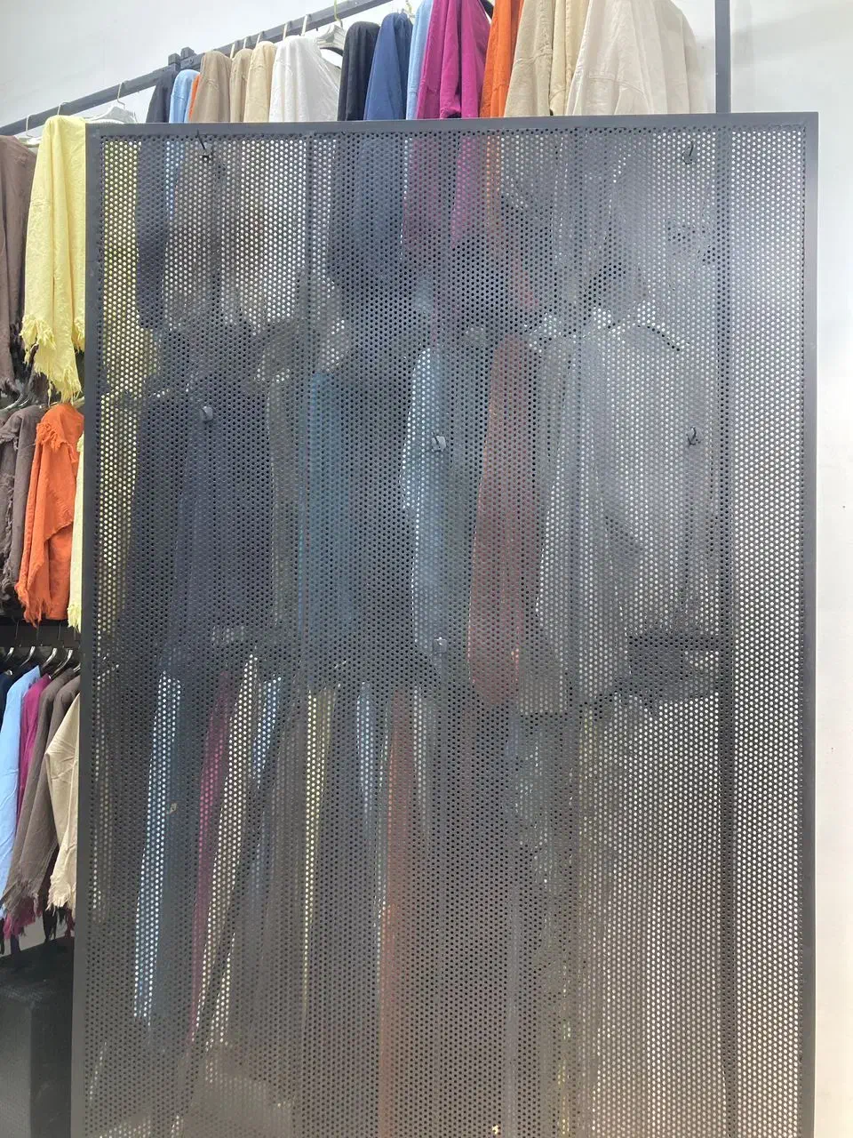 تعدادی از ملزومات فروشگاه زنانه|فروشگاه و مغازه|تهران, بازار|دیوار