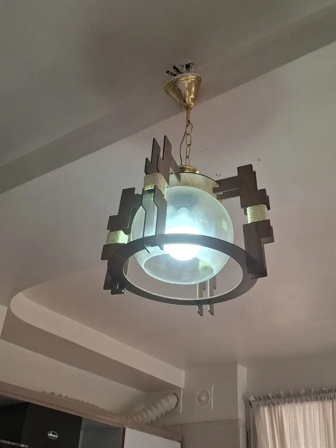 لوازم روشنایی|لوستر و چراغ آویز|اسلام‌شهر, شهرک واوان|دیوار