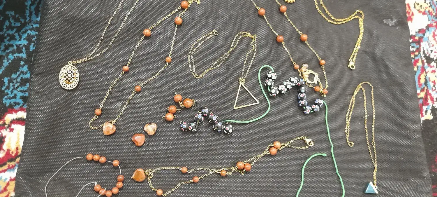 گردن بندمهر|جواهرات|شوشتر, |دیوار