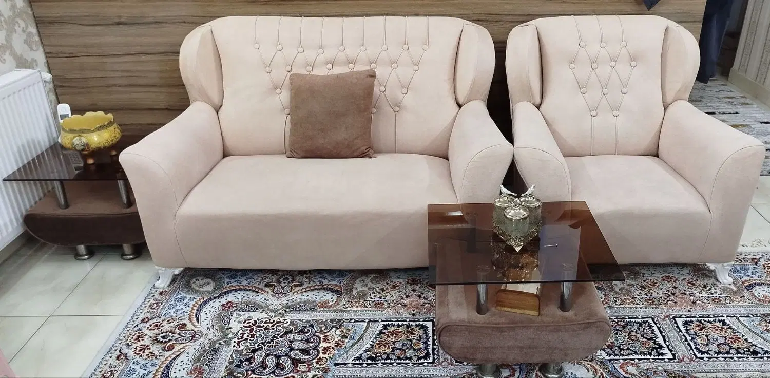 مبل|مبلمان خانگی و میز عسلی|گلبهار, شهر جدید گلبهار|دیوار