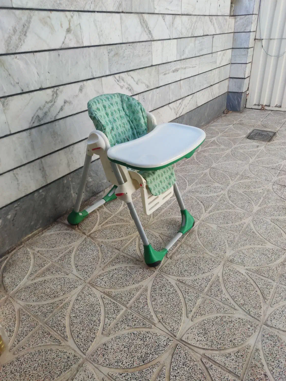 کریر مکسی کوزی.صندلی غذا چیکو|تخت و صندلی بچه|قزوین, |دیوار