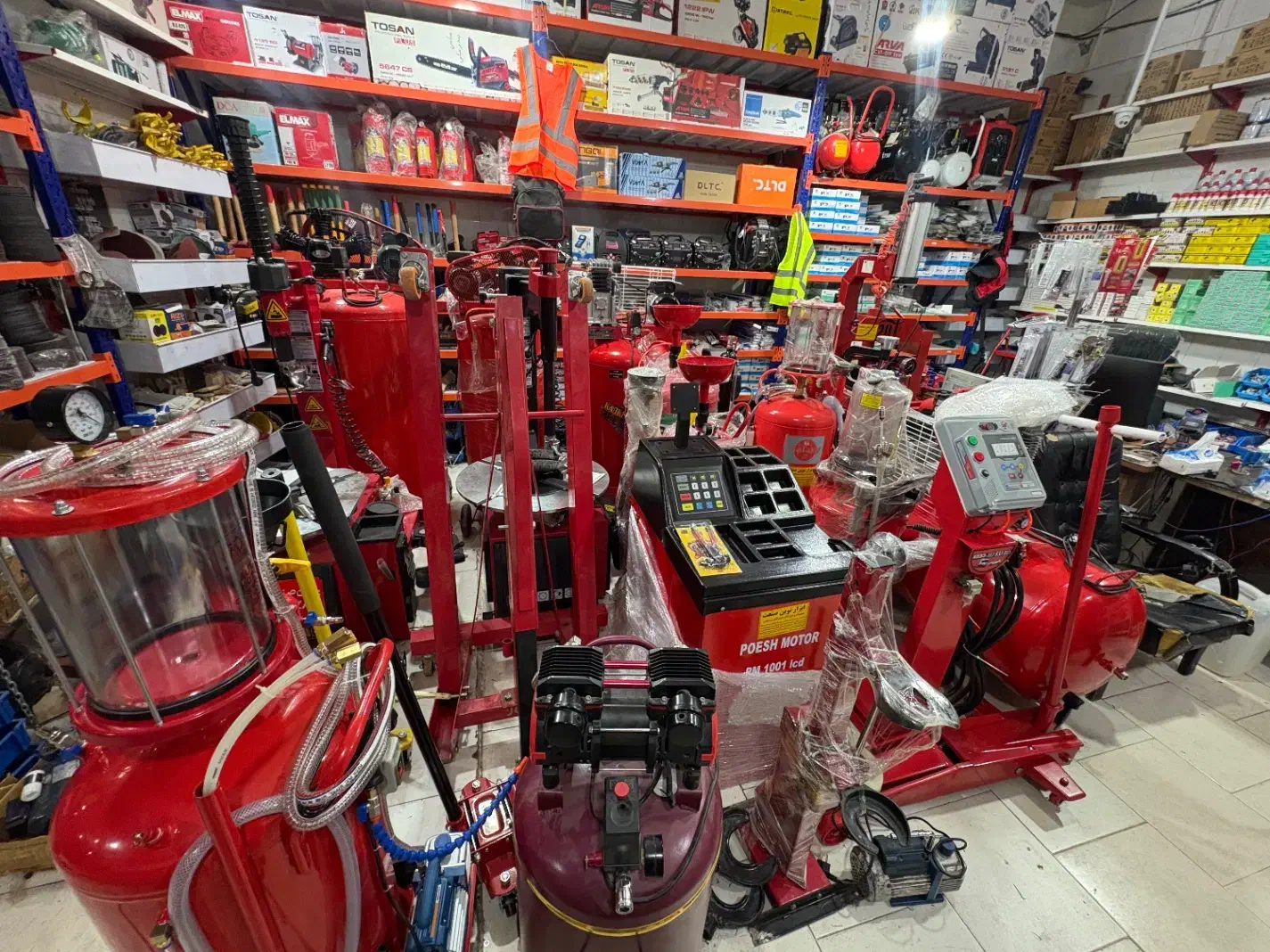 ساکشن،پرس هیدرولیک،کمپرسور،انواع تجهیزات تعمیرگاه|ماشین‌آلات صنعتی|بندرعباس, |دیوار