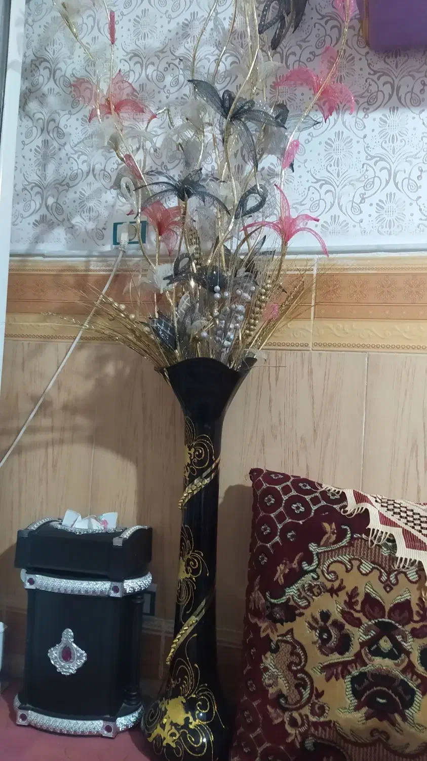 گل و گلدان همه|گل مصنوعی|سبزوار, زینبیه|دیوار