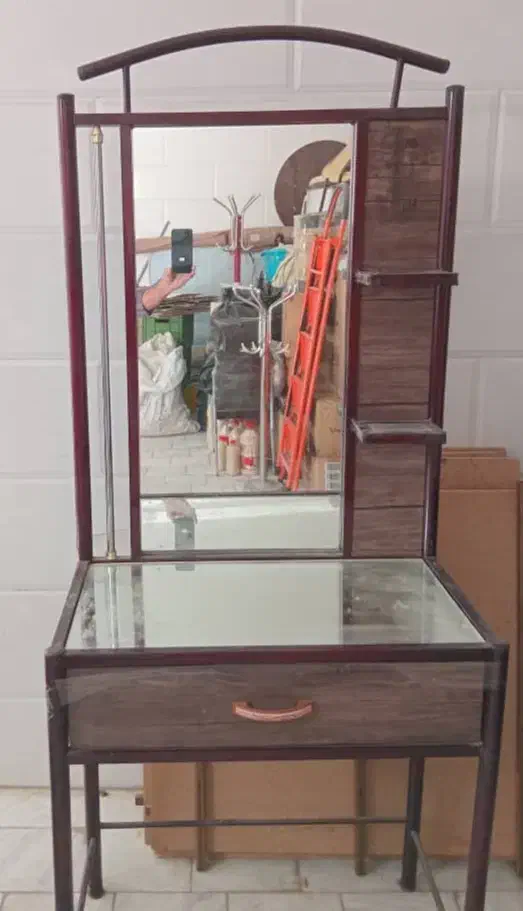 میز آرایش|مبلمان خانگی و میز عسلی|قم, شاه ابراهیم|دیوار