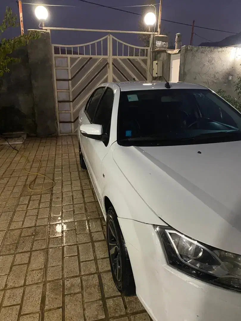 دنا سفید مدل 94*|خودرو سواری و وانت|شهرکرد, |دیوار