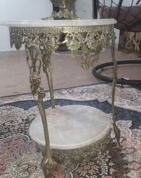 میز گرد برنج|مبلمان خانگی و میز عسلی|شاهدشهر, |دیوار