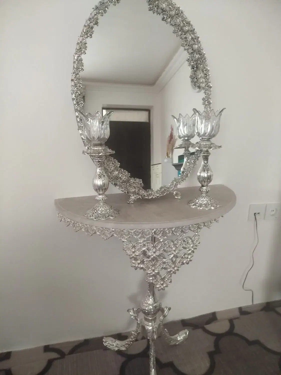 آینه و شمعدان|آینه|مراغه, |دیوار