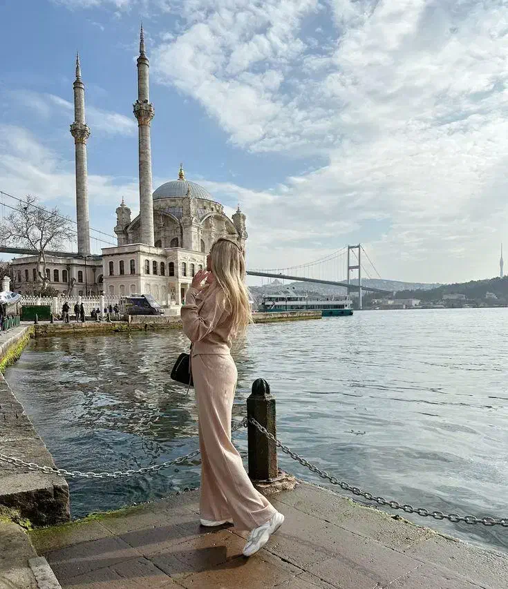 تور استانبول از دم قسطی|تور و چارتر|اصفهان, باغ زرشک|دیوار