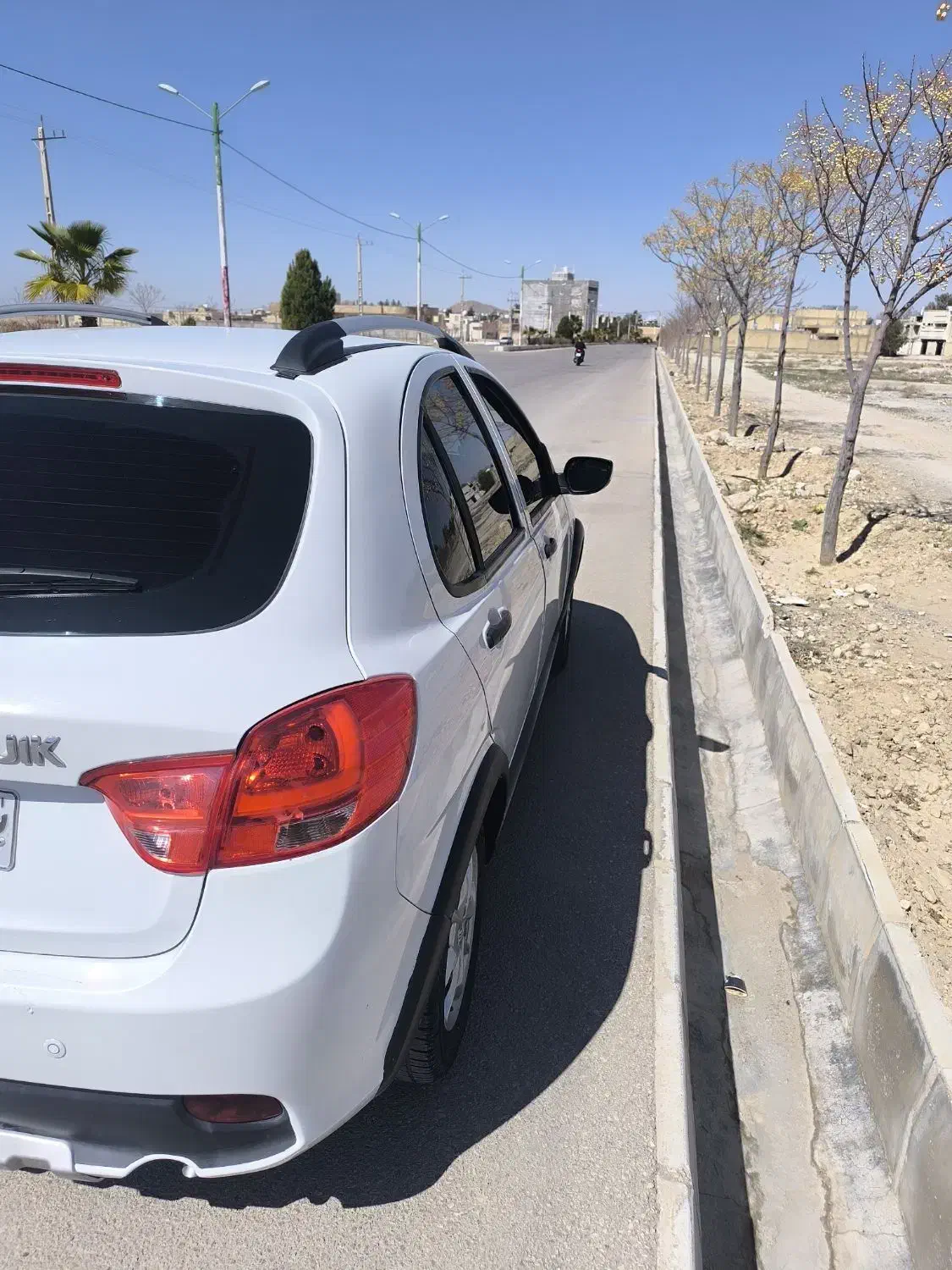 کوییک مدل 1400|خودرو سواری و وانت|نی‌ریز, |دیوار