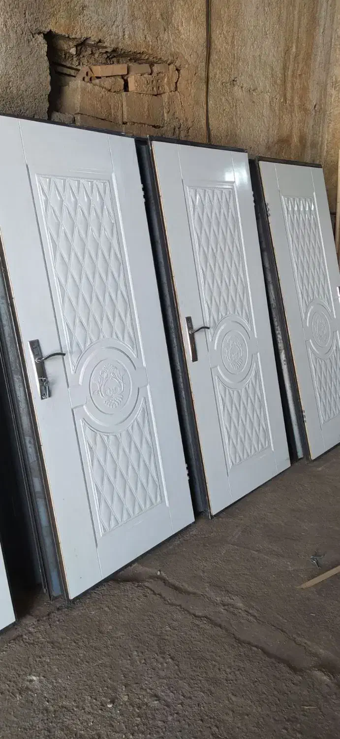 تولید درب های چوبی|مصالح و تجهیزات ساختمان|اسلامشهر, شهرک سالور|دیوار