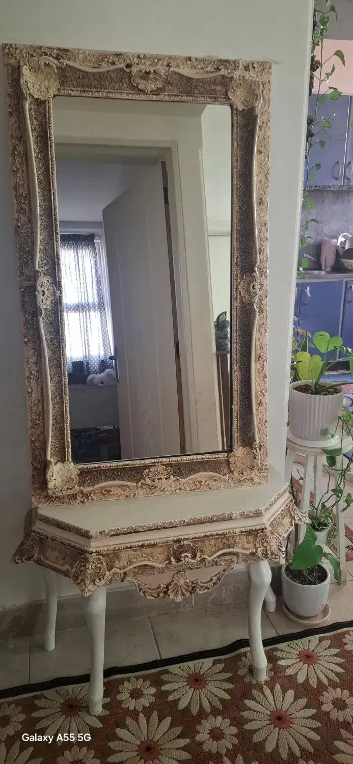 آینه|آینه|قم, پردیسان|دیوار