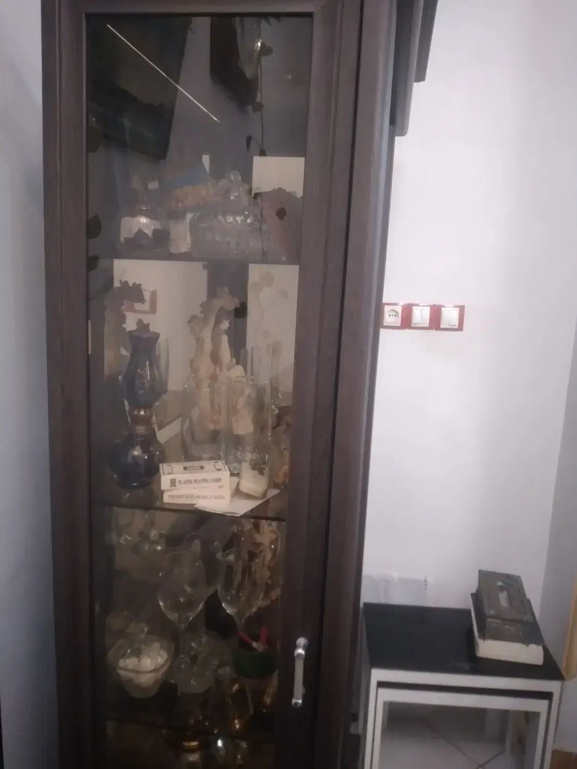 ویترین سالم فروشی|بوفه، ویترین، کنسول|صومعه‌سرا, |دیوار