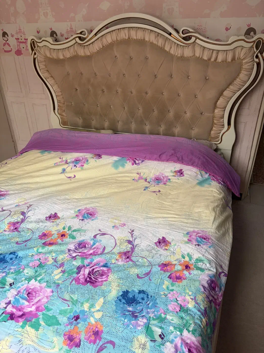 سرویس خواب|تخت و سرویس خواب|اندیشه, اندیشه فاز ۳|دیوار