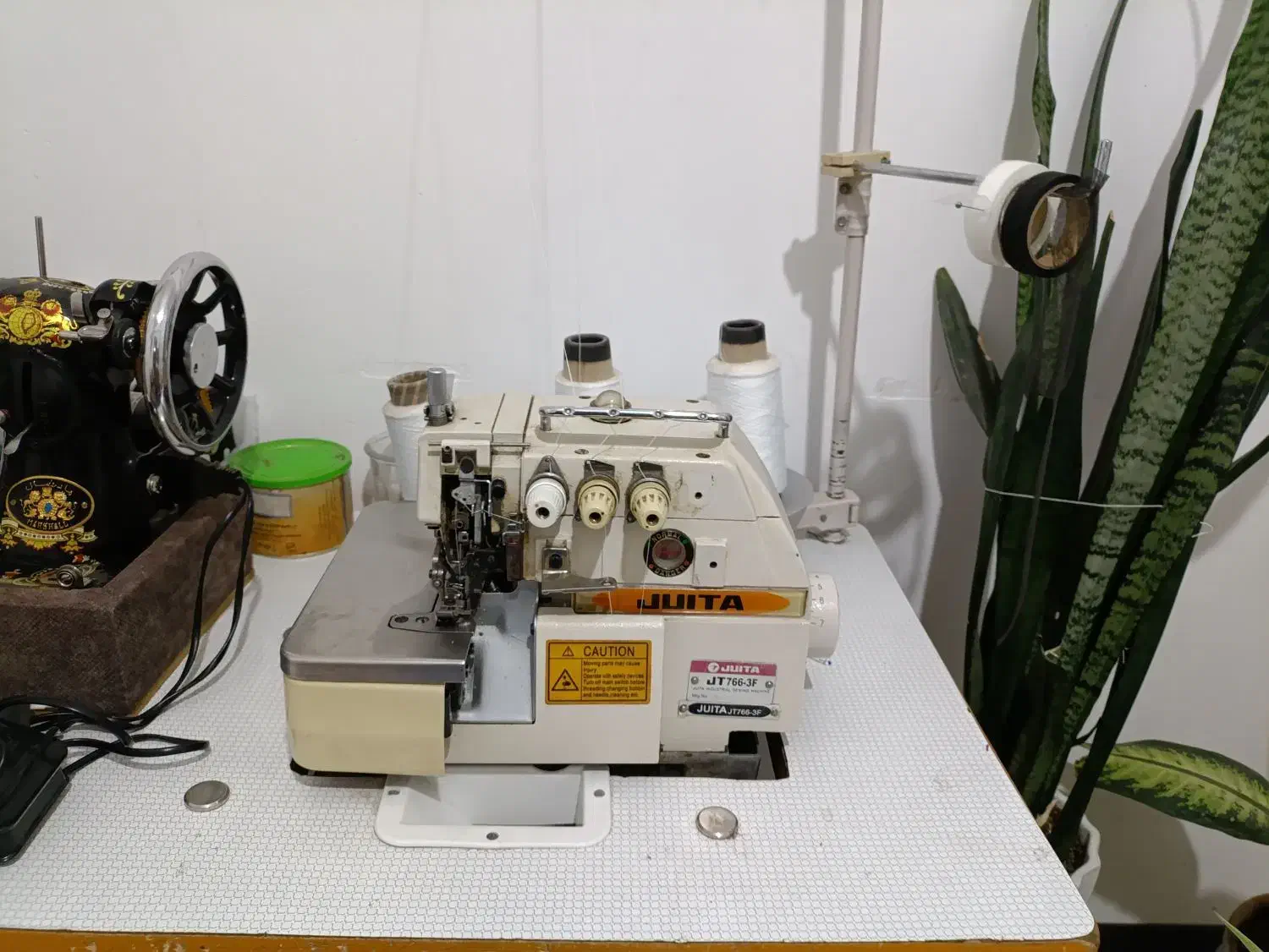 سردوز صنعتی|چرخ خیاطی و ریسندگی|پرند, فاز ۶|دیوار