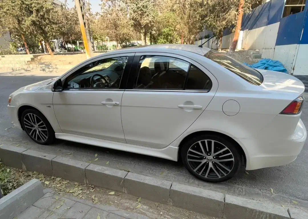 میتسوبیشی لنسر|خودرو سواری و وانت|تهران, تهرانپارس غربی|دیوار