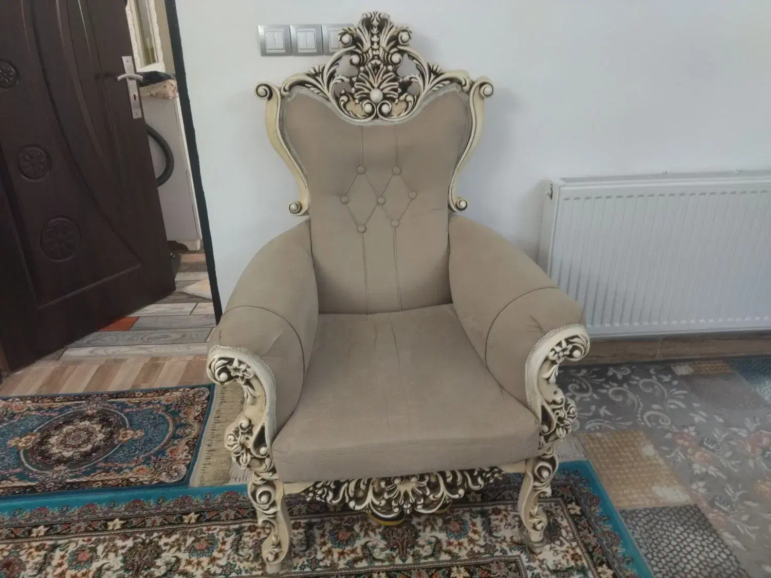 مبل و راحتی|مبلمان خانگی و میز عسلی|گوراب زرمیخ, |دیوار