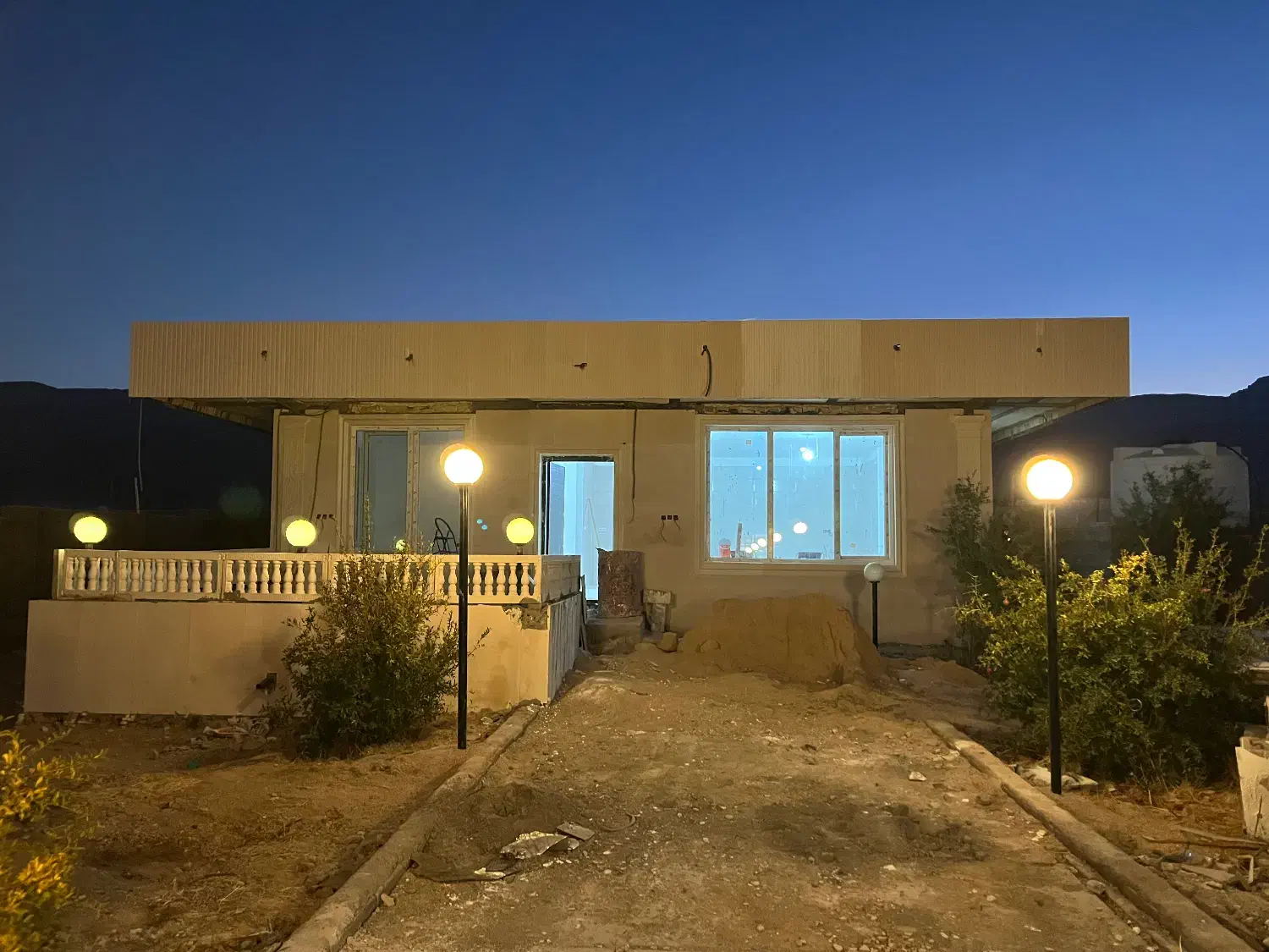 فروش باغ شهری سیاخ دارنگون با آب برق دائم|فروش خانه و ویلا|سیاخ دارنگون, |دیوار