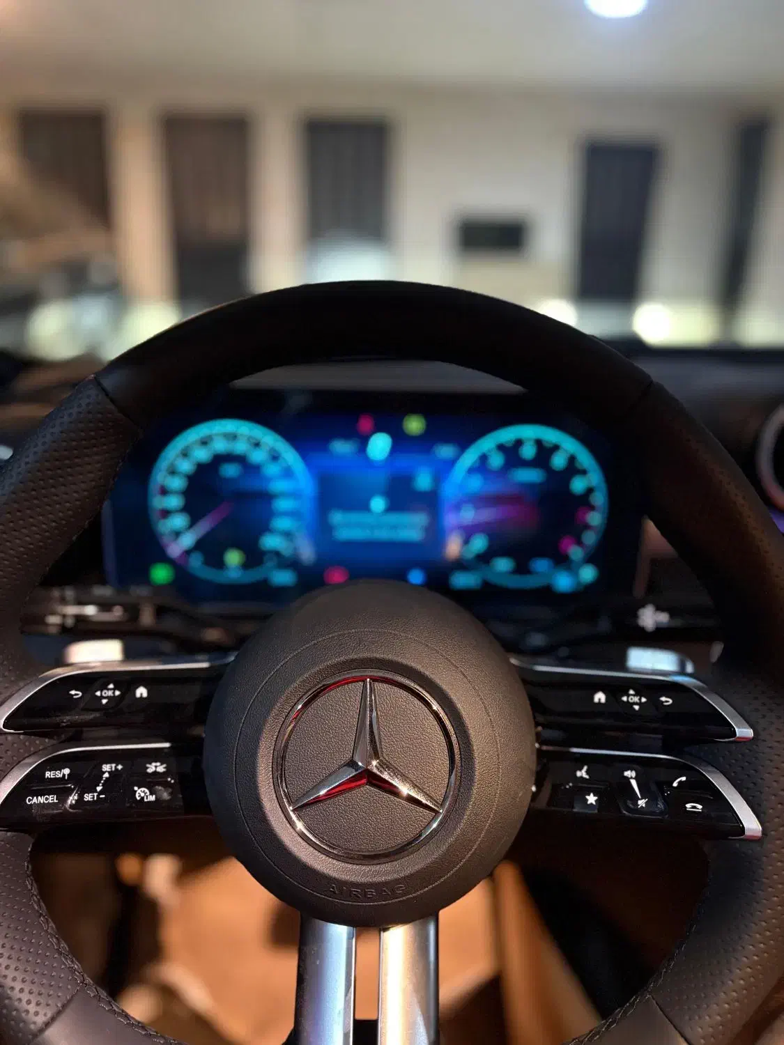 مرسدس بنز C200 لانگ 2025 و معاوضه با ملک|خودرو سواری و وانت|شیراز, تاچارا|دیوار