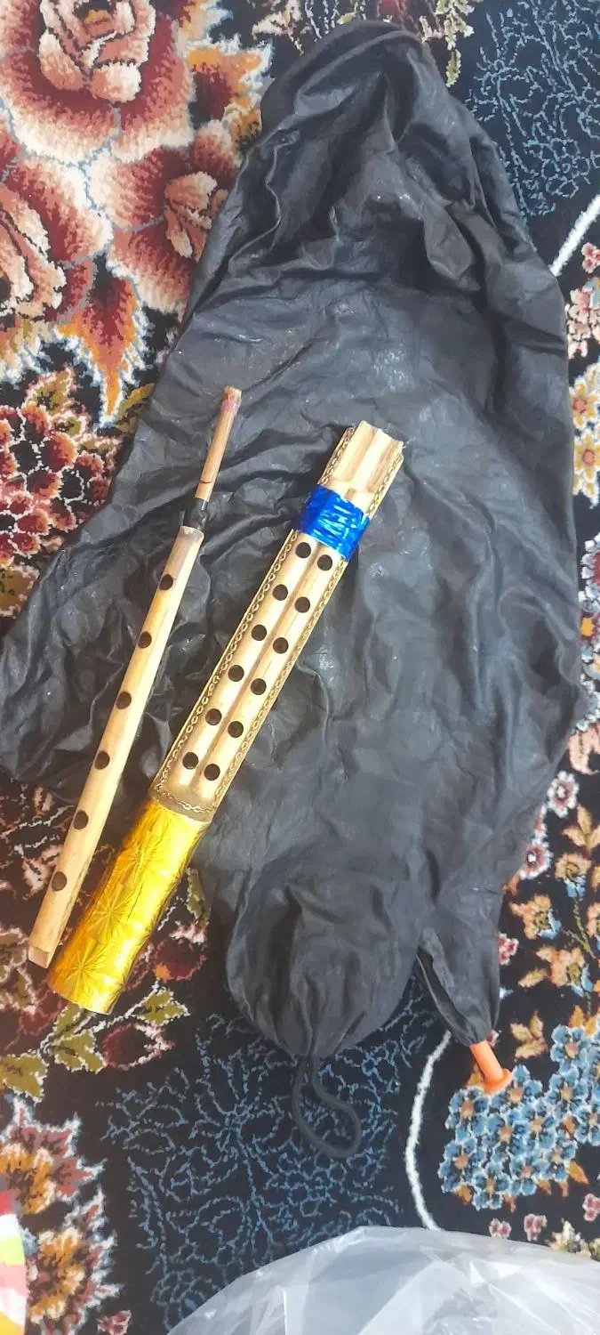 نی انبان نو نو|سازهای بادی|بندرعباس, |دیوار