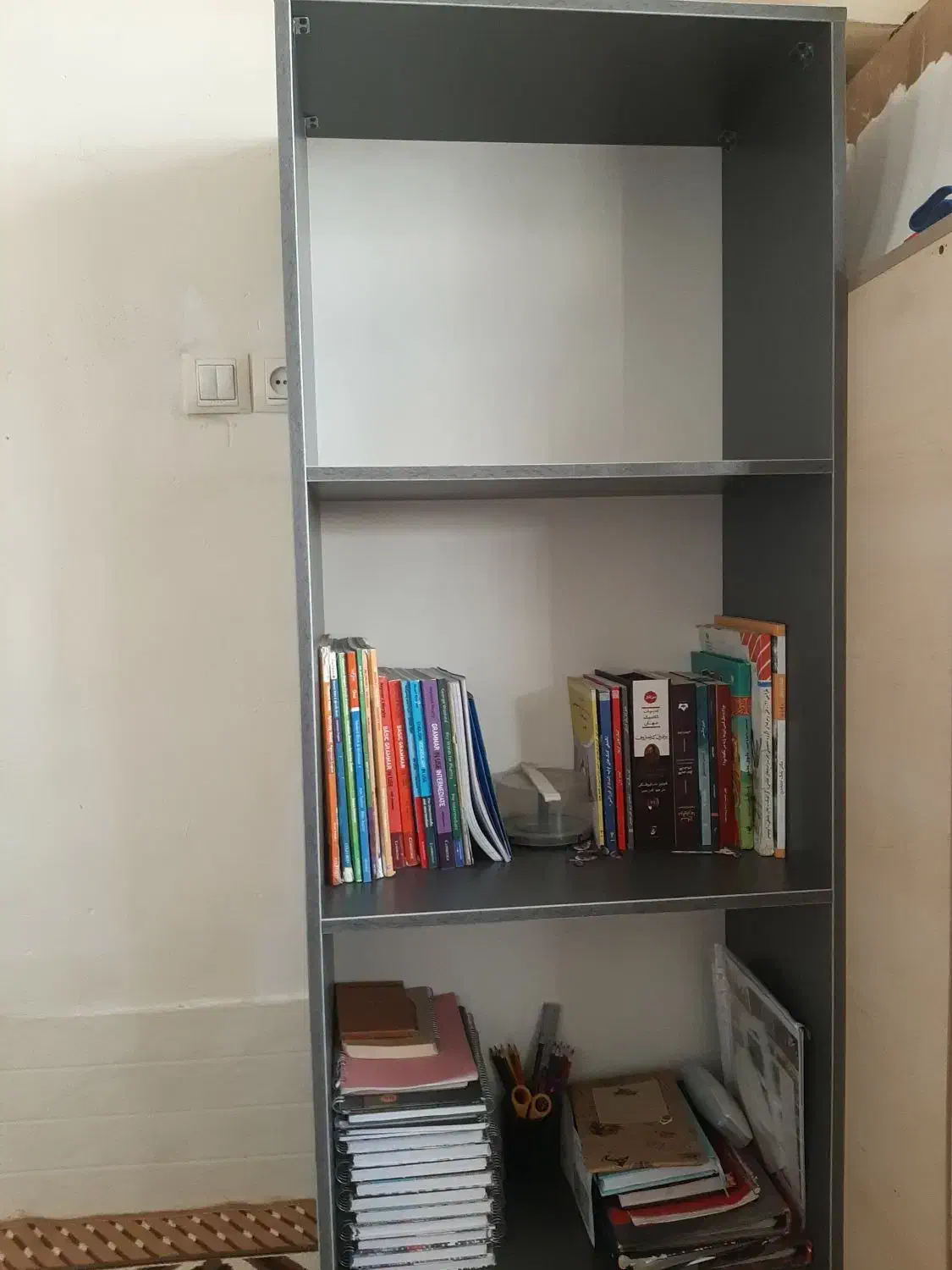 قفسه سه طبقه چوبی|کتابخانه، شلف، قفسه‌های دیواری|تهران, خاوران|دیوار