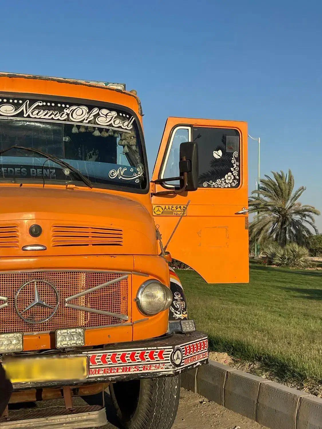 بنز ۱۳۱۳ سوخت فعال جایگاه تلنگ دشتیاری|خودرو سنگین|چابهار, |دیوار