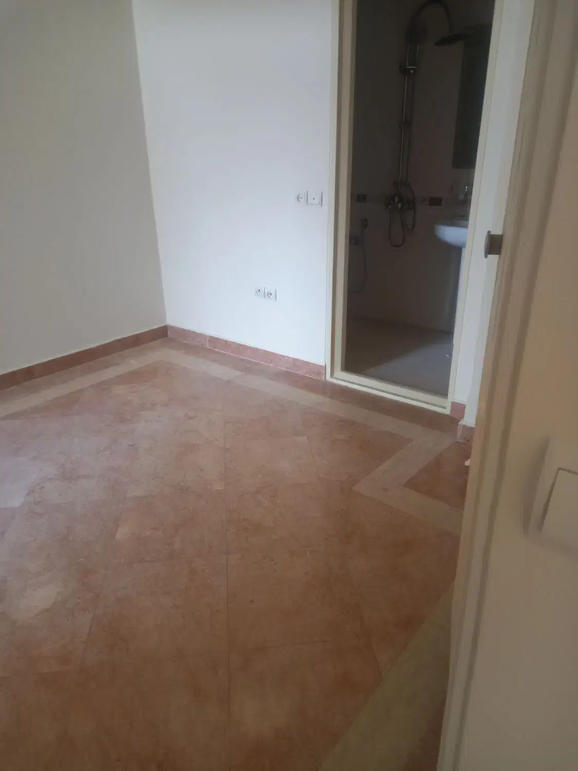 ۱۳۰متر ۳ خواب ابن سینا