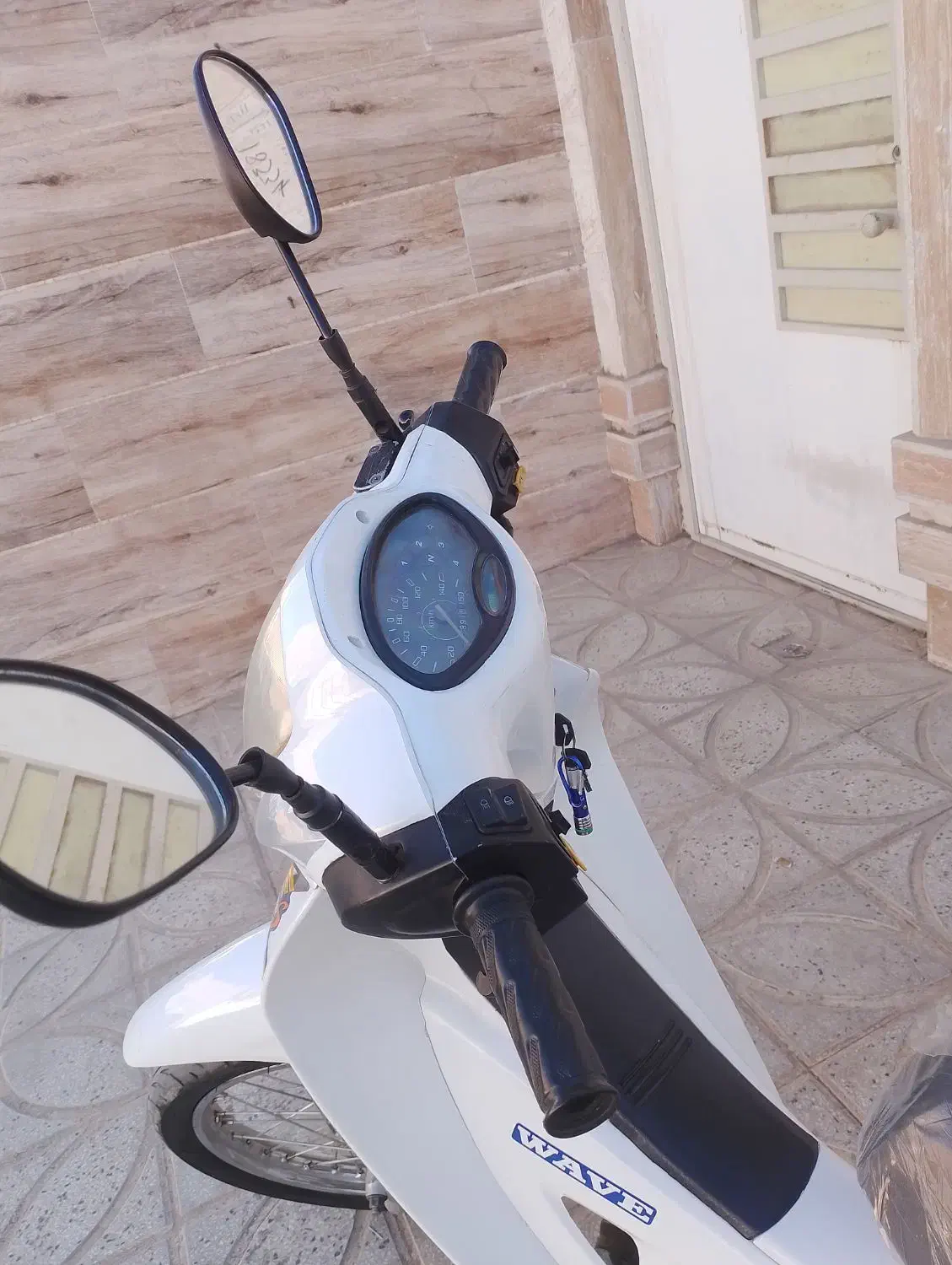 موتور رادیسون طرح ویو لاکی مدل 1395|موتورسیکلت|کاشمر, |دیوار