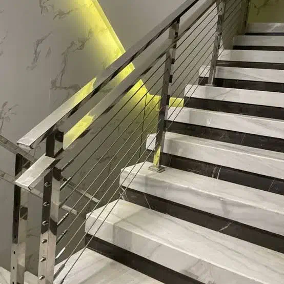 فروش و نصب انواع نرده به صورت شرایطی|مصالح و تجهیزات ساختمان|کاشان, پشت شهربانی|دیوار